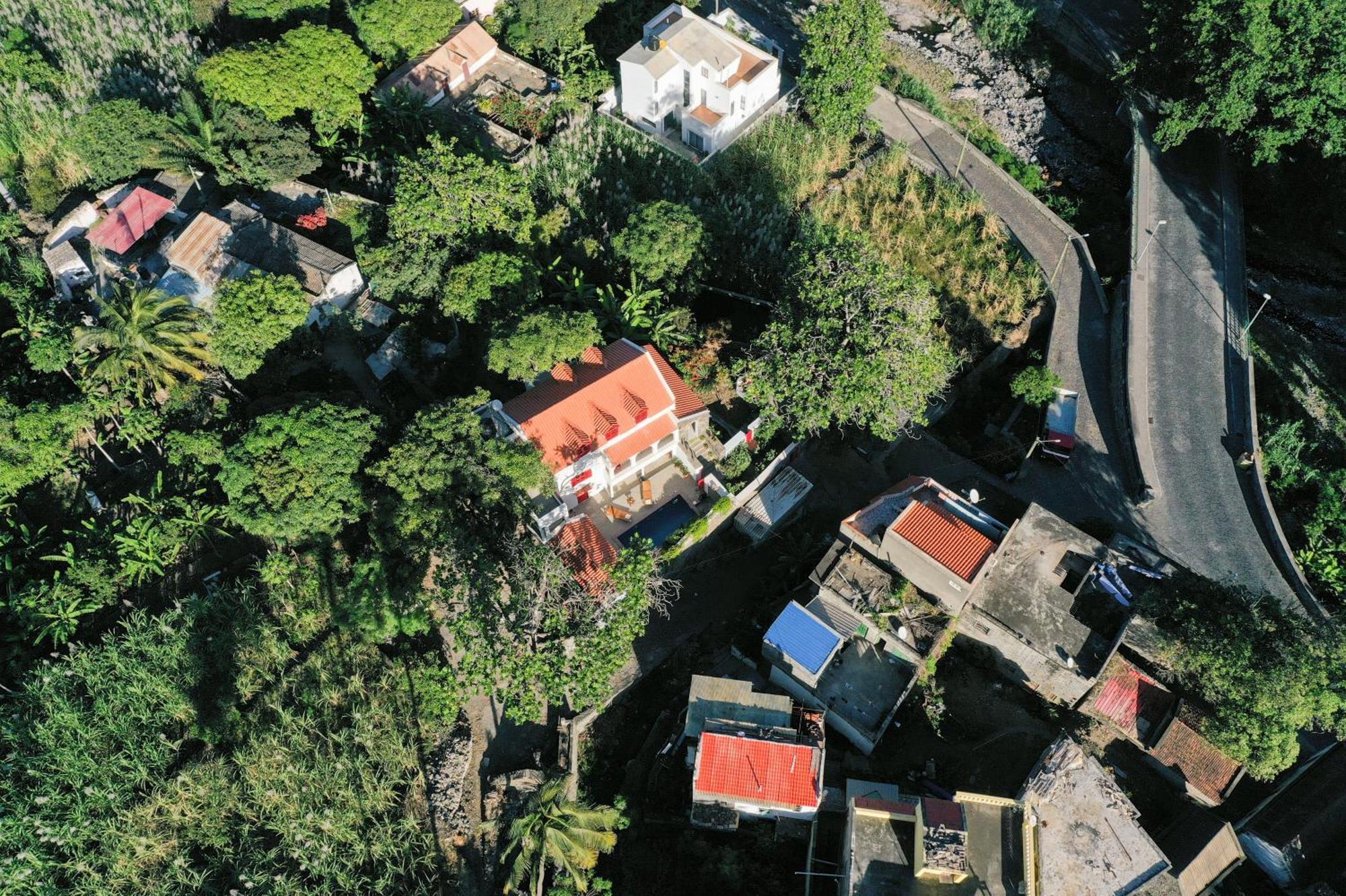 Kasa Wahnon Villa Pombas Екстериор снимка